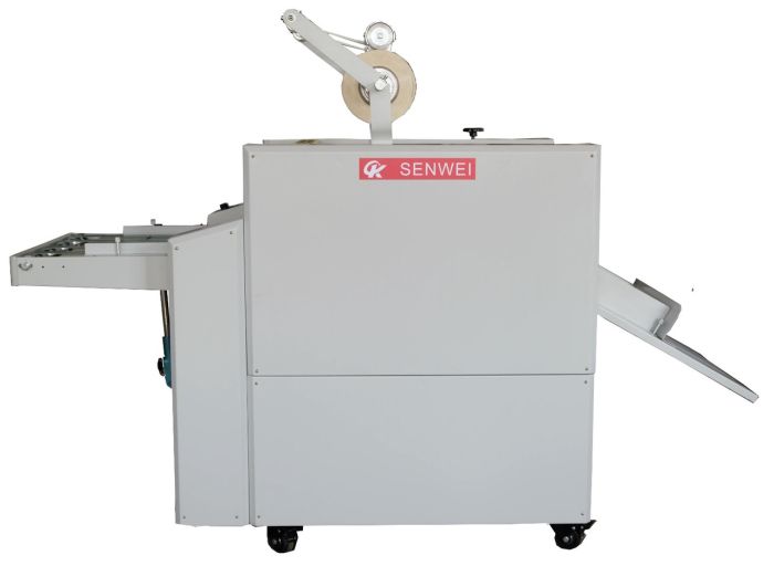 Рулонний ламінатор SWFM-720C HYDRAULIC 690мм
